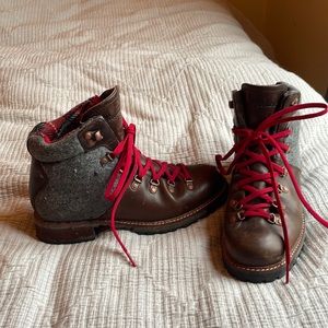 Woolrich Boots Size 8.5